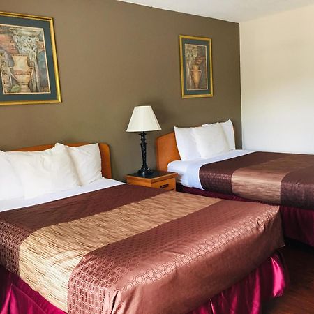 Bear Mount Inn & Suites Pigeon Forge Oda fotoğraf