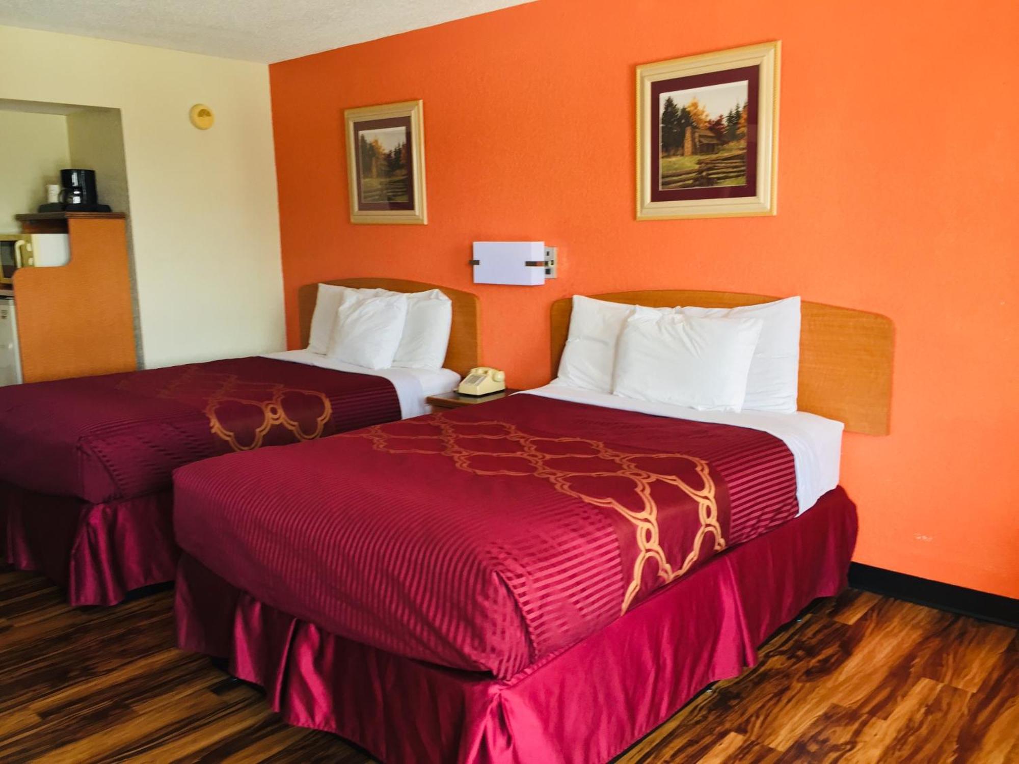 Bear Mount Inn & Suites Pigeon Forge Oda fotoğraf